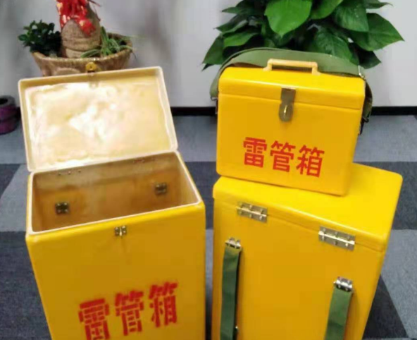 柯坪玻璃钢雷管箱有哪些特点